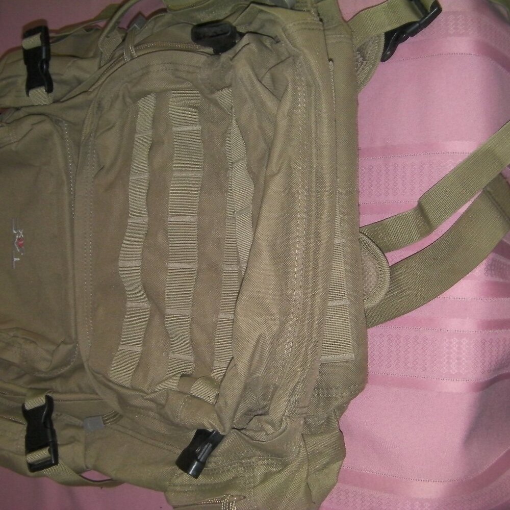 Tac 5 Backpack - Picture 3 of 4